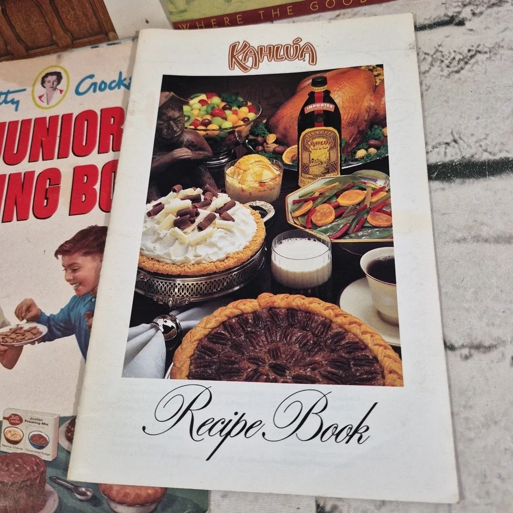 Vintage Lot of 10 Cookbooks Booklets Pamphlets‎ Recipes 50s 60s 70s MCM